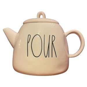 RAE DUNN - Artisan Collection by
Magenta POUR Teapot
